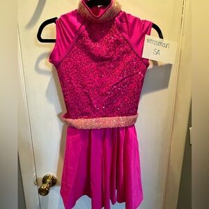 Weissman, SA, hot pink dress